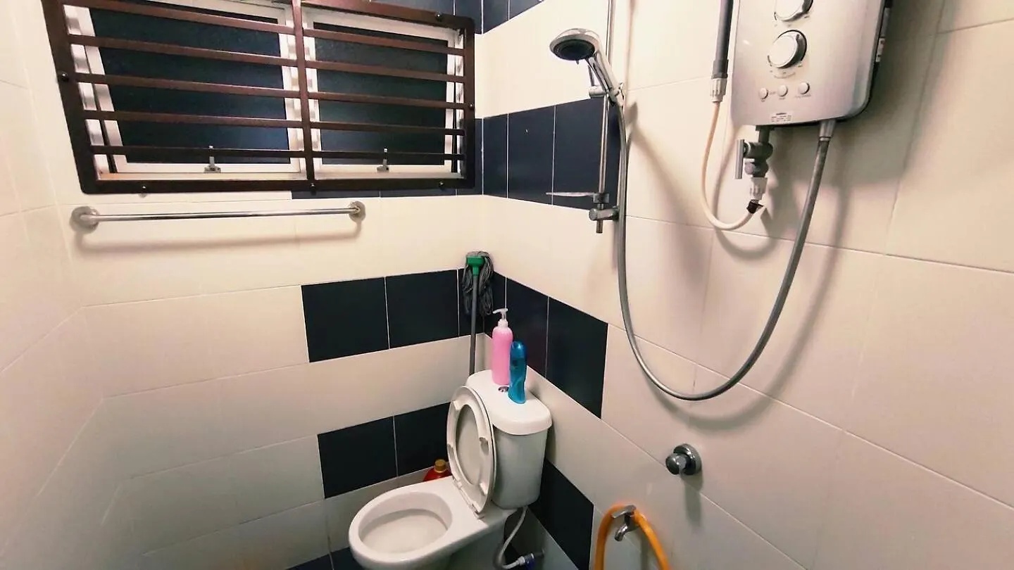 Kulai Tmn Putri Tmn Gunung Pulai Tmn Baiduri Tmn Kota Kulai Tmn Lagenda Kulai 3-5Br Near Airport Jpo Ioi Villa 0*,  Malaysia
