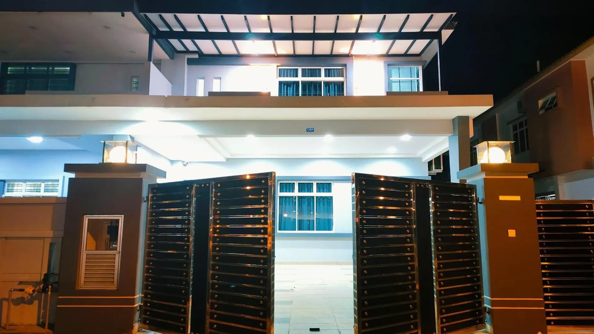 Kulai Tmn Putri Tmn Gunung Pulai Tmn Baiduri Tmn Kota Kulai Tmn Lagenda Kulai 3-5Br Near Airport Jpo Ioi contacts